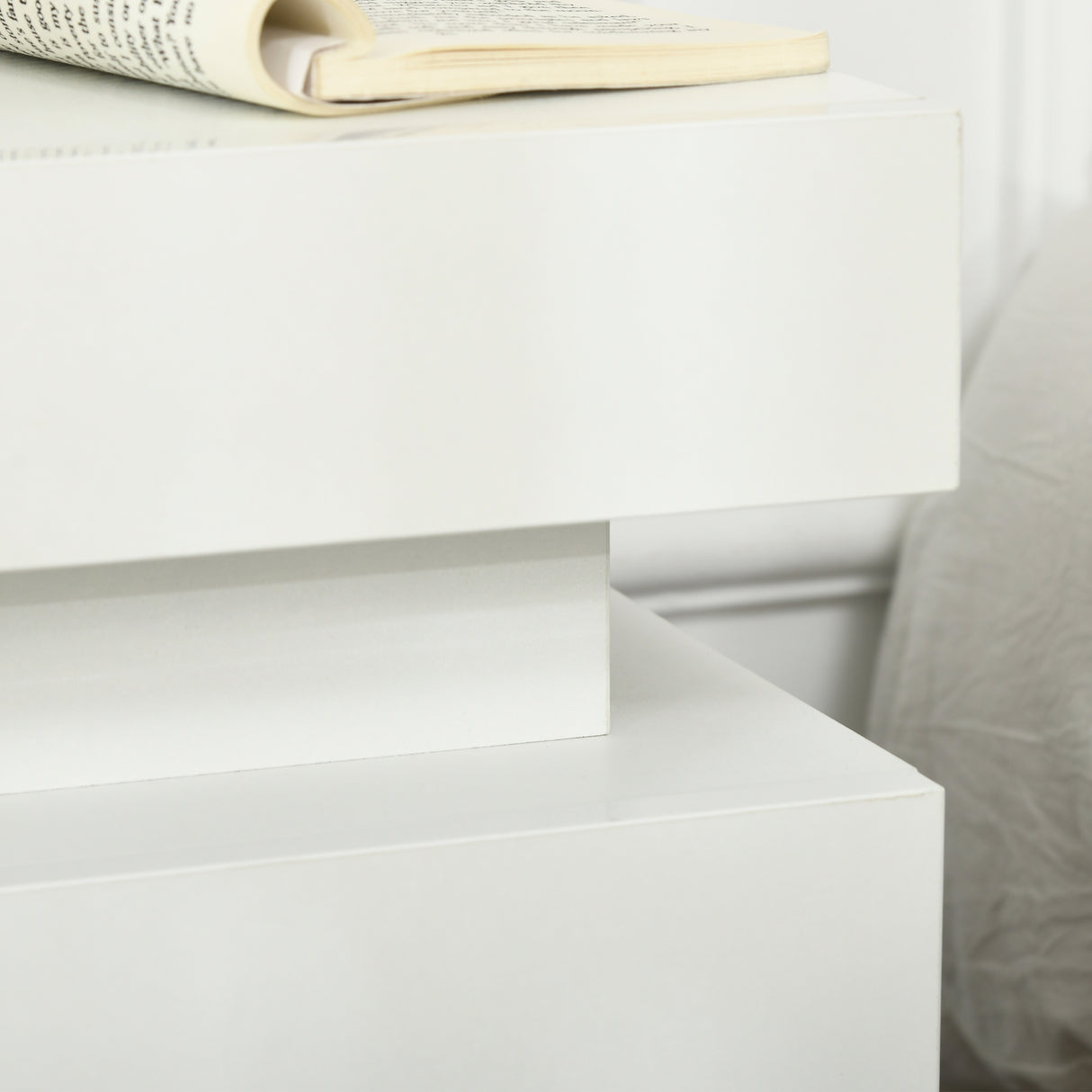 easycomfort easycomfort comodino con luce led rgb e 2 cassetti 4 modalita di luce e 16 colori 45x35x52cm bianco