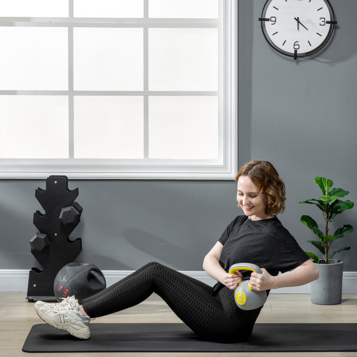 easycomfort easycomfort kettlebell 4kg in pu e sabbia con base piatta e impugnatura per stacchi squat e sollevamenti 18x12x20 cm giallo