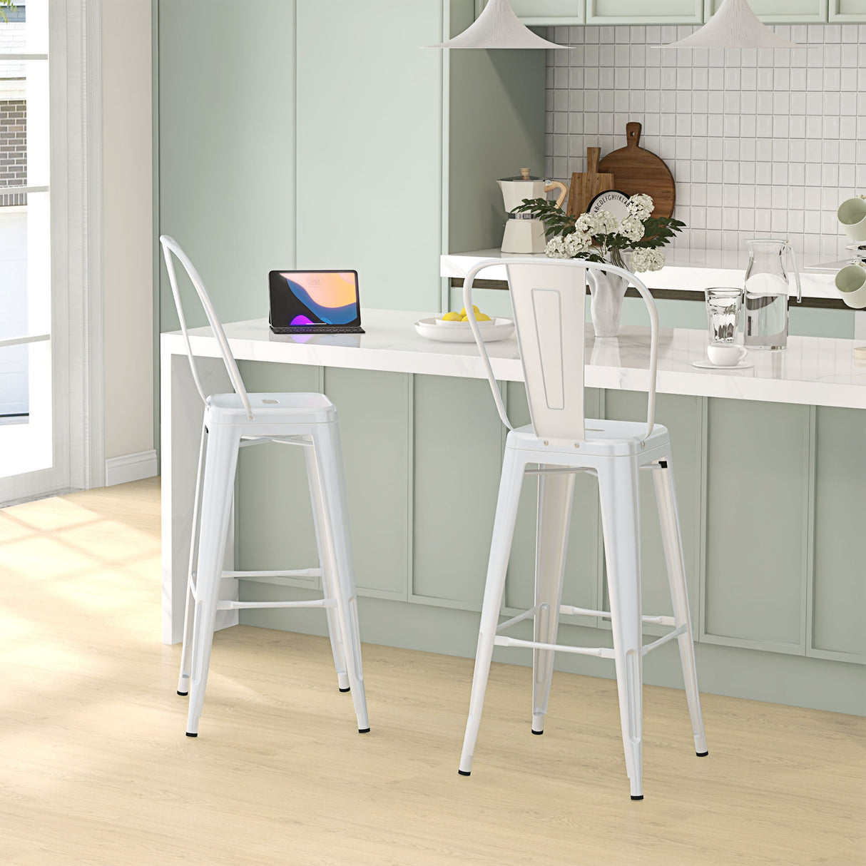 easycomfort easycomfort set 2 sgabelli da bar impilabili in metallo con schienale rimovibile e poggiapiedi bianco