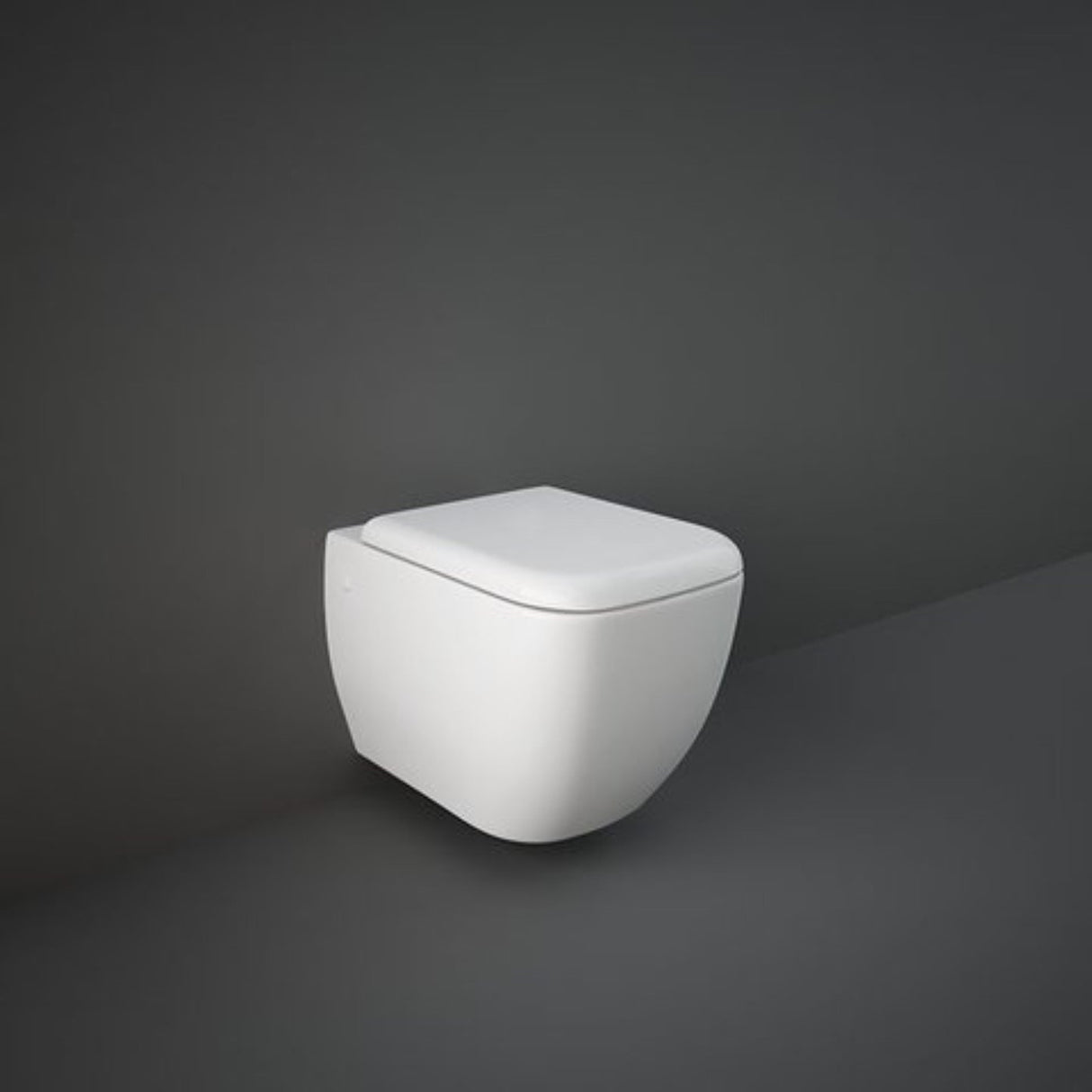 immagine-3-rak-ceramics-vaso-wc-sospeso-rak-metropolitan-in-ceramica-sedile-con-coperchio-flat-metropolitan-originale-ean-99580384
