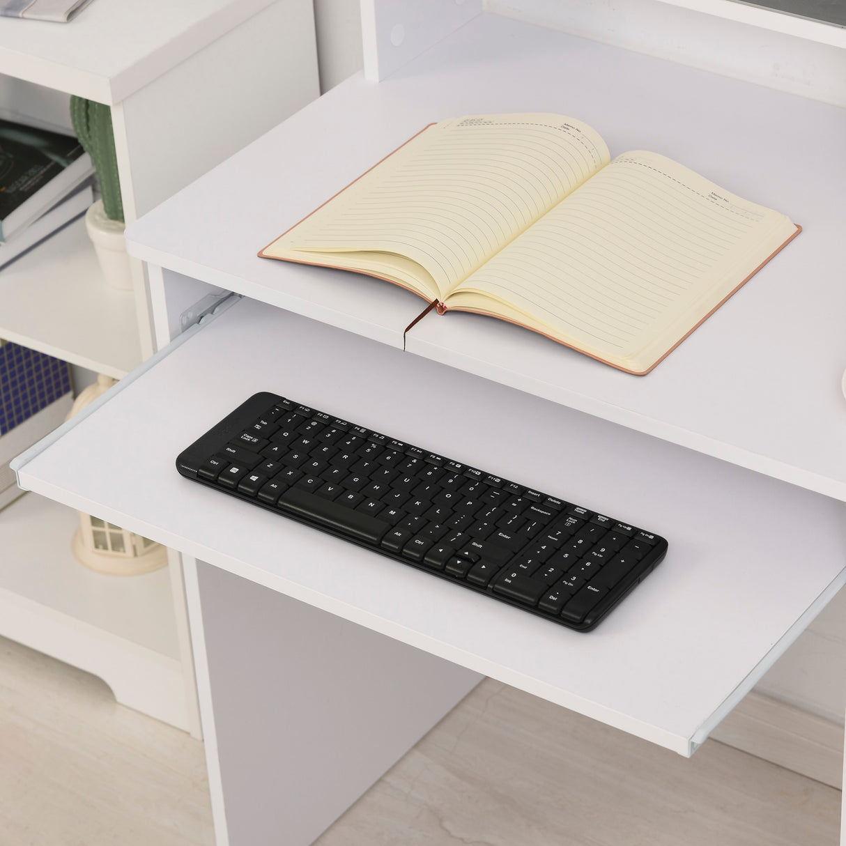 easycomfort easycomfort scrivania per computer compatta scrivania pc fisso in legno bianco con ripiano tastiera estraibile e mensole 104x48x95 5cm ean 8054144130675