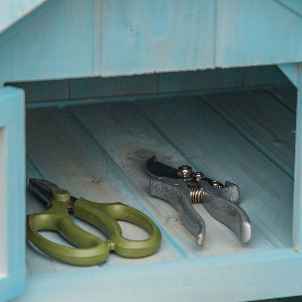 easycomfort casetta da giardino porta attrezzi in legno con 3 ripiani 77x54.2x179cm blu