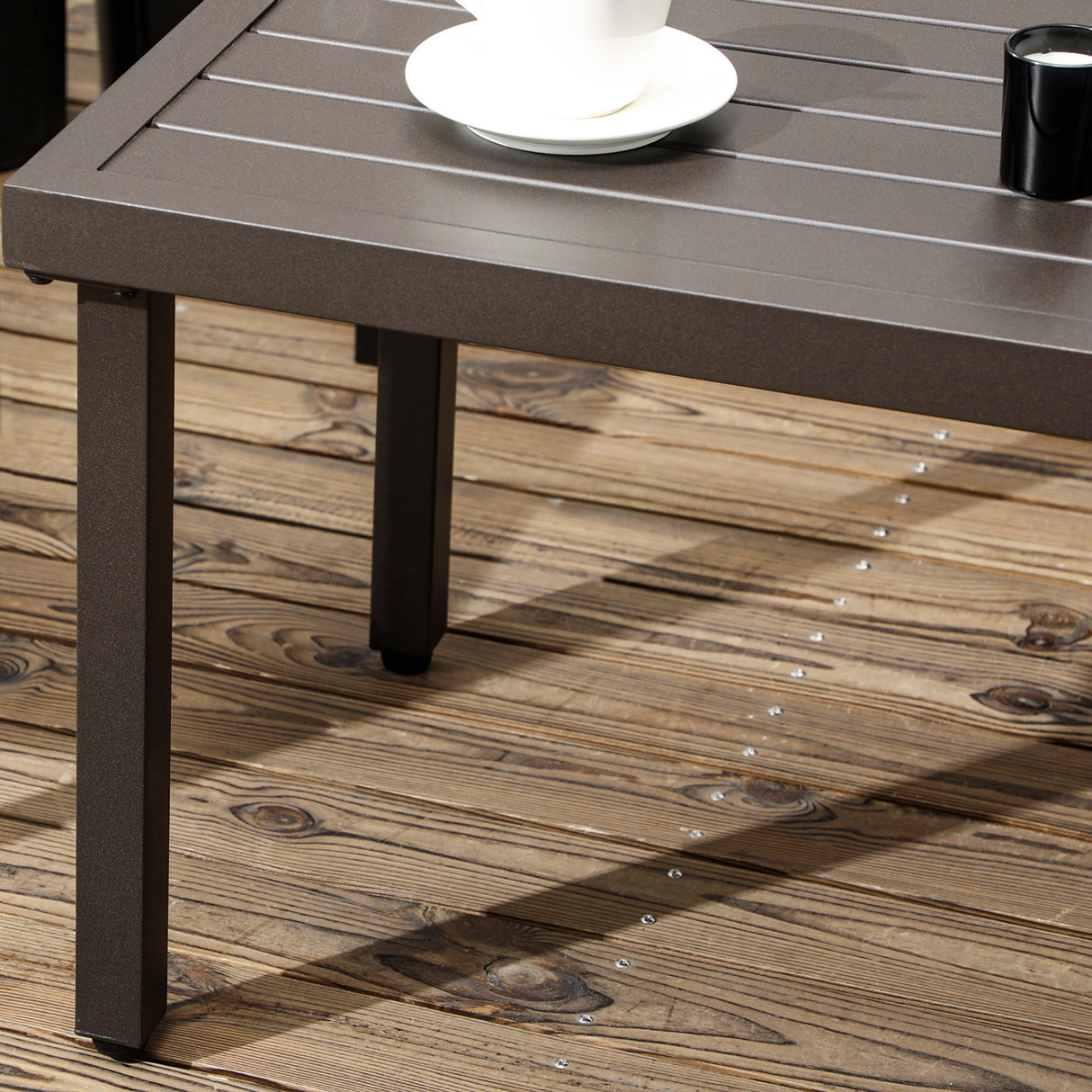 easycomfort tavolino da caffe in acciaio con piedini regolabili e piano a doghe 91x51x46 cm marrone