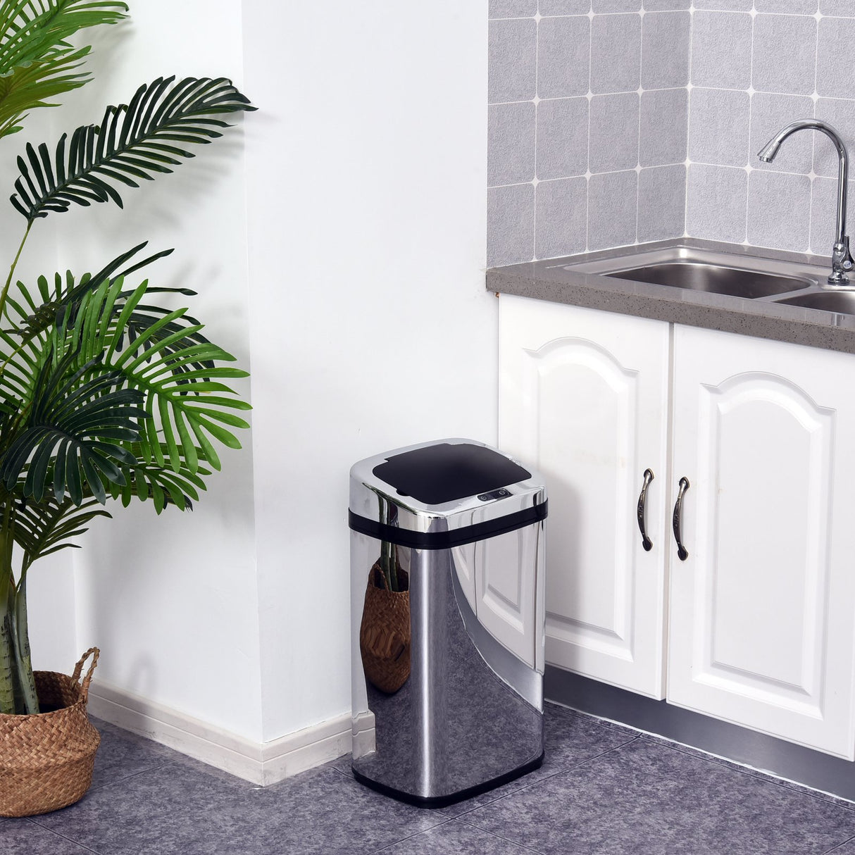 easycomfort easycomfort elegante bidone pattumiera in acciaio inox con sensore elettronico di apertura 30l ean 8054111841610