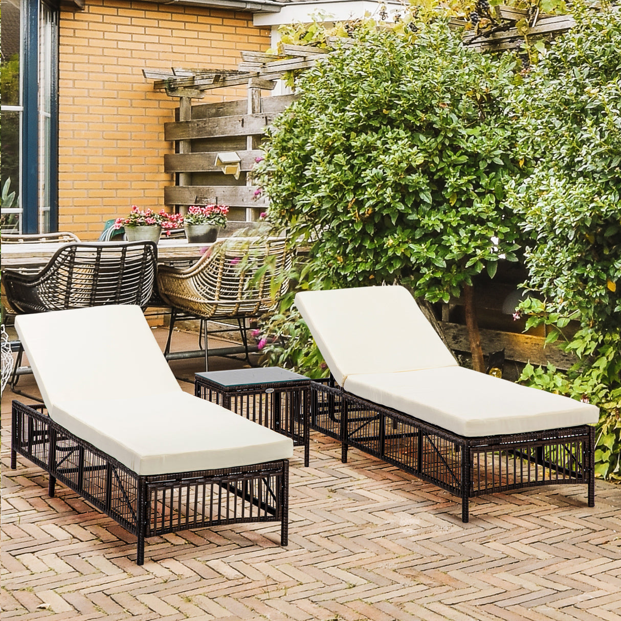easycomfort easycomfort set 2 lettini prendisole con cuscini imbottiti e tavolino in rattan pe marrone e beige