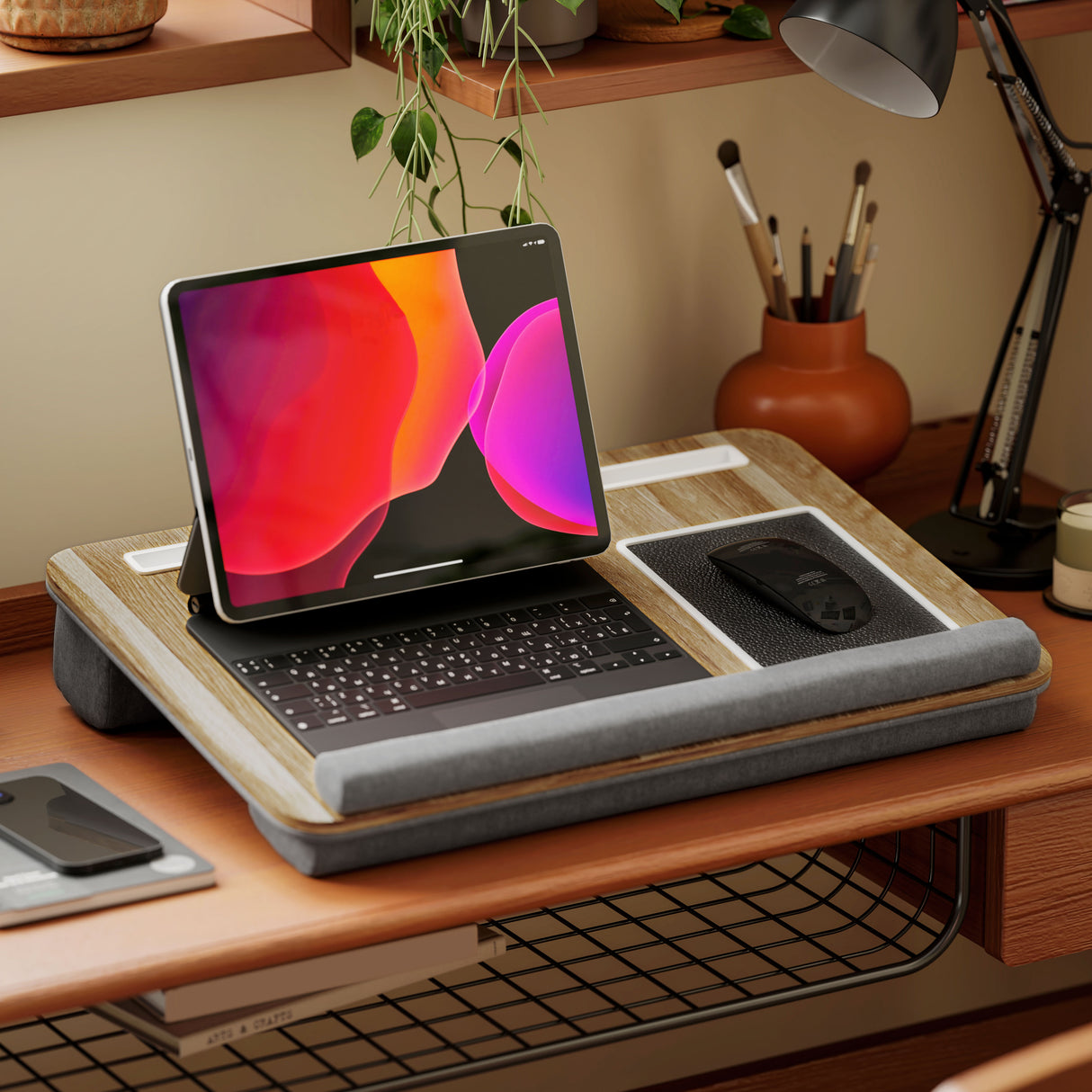easycomfort easycomfort supporto per laptop da 15 6 con tappetino mouse e poggia polsi slot per tablet e smartphone rovere