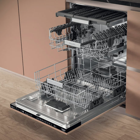 hotpoint ariston lavastoviglie ad incasso hotpoint h7ihp42lo 15 coperti classe c a82xl598xp555 funzione mezzo carico maxi space ean 8050147662212