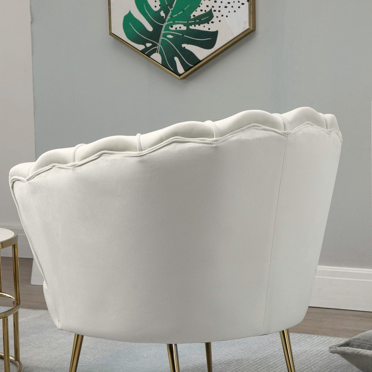 easycomfort easycomfort poltrona di design stile vintage imbottita in velluto 79x77x77cm crema